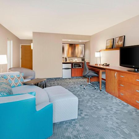 Courtyard By Marriott Savannah Midtown Exterior photo