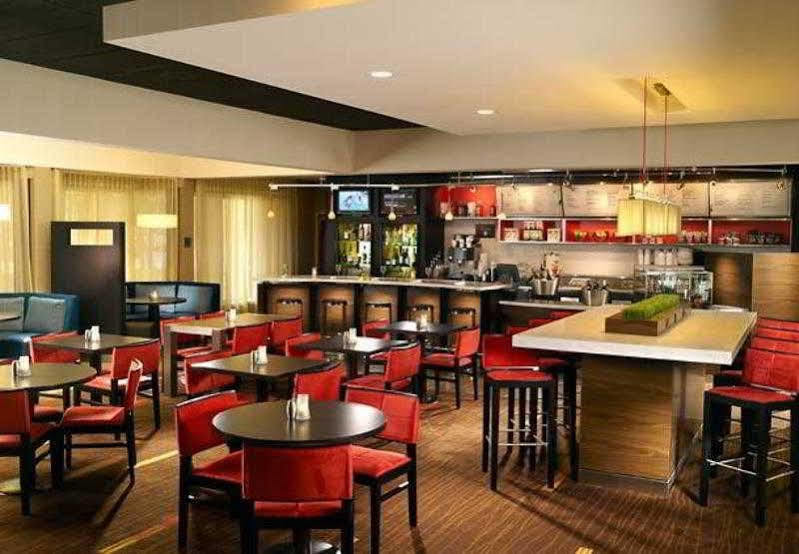 Courtyard By Marriott Savannah Midtown Exterior photo